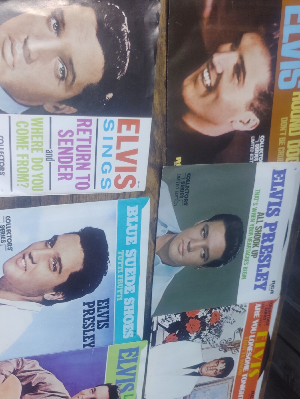 Elvis Presley Vintage Albums Collectors Series - Limited Edition